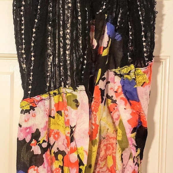 Black and Multi-colored Floral Infinity Scarf - Picture 2 of 2